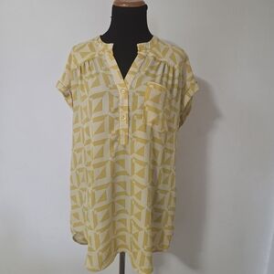 Carolina Belle Geometric Print Short Sleeve Blouse Size L